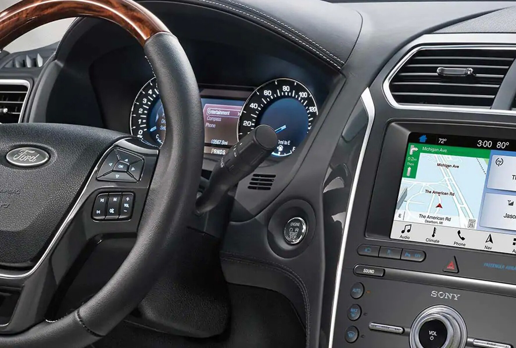 2019 Ford Explorer technology near Cincinnati, OH