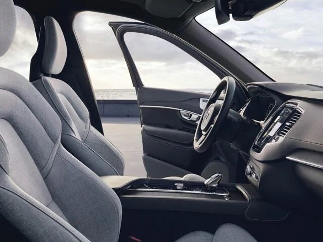 Volvo XC90 interior