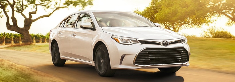 The New 2018 Toyota RAV4 exterior in white The New 2018 Toyota RAV4 exterior in white