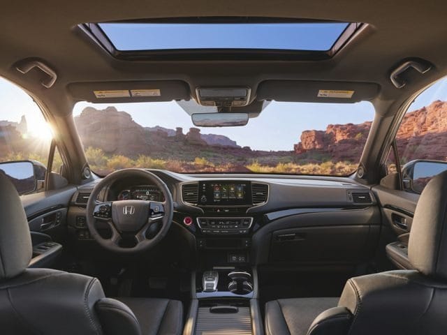 Honda Passport Front Interior.jpg