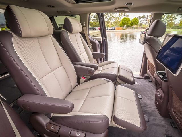 Kia Sedona Back Seats.jpg