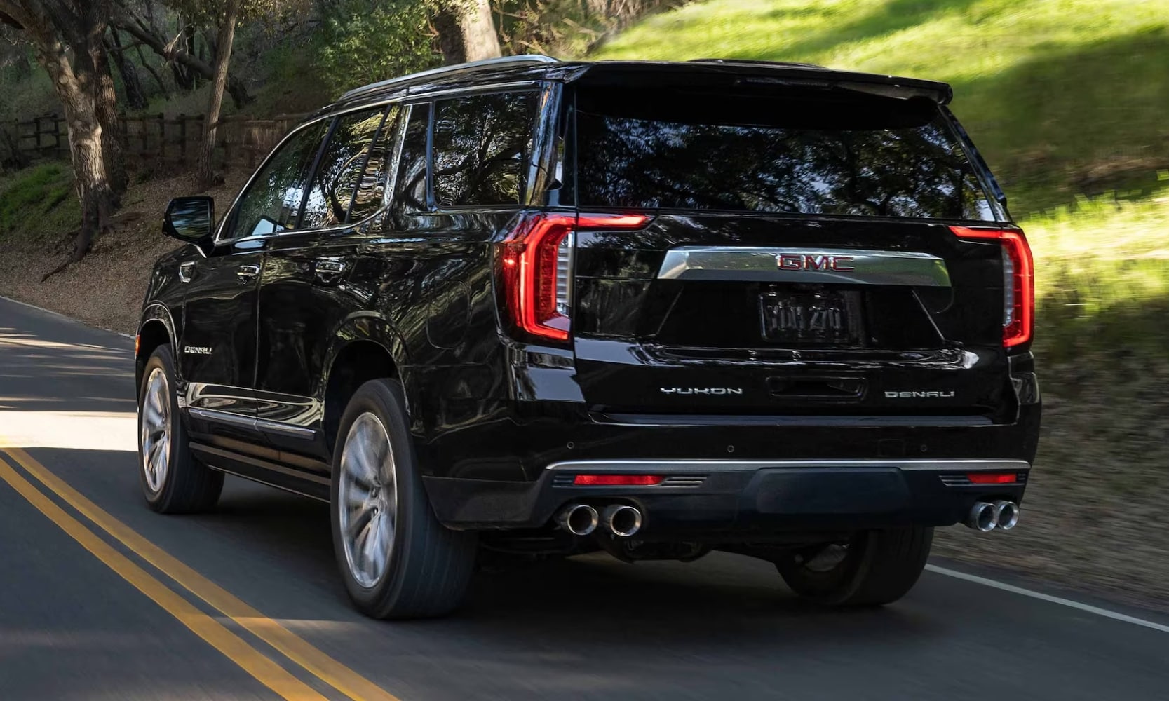 2023 GMC Yukon XL Comparison - Octane GMC of Santa Fe.jpg