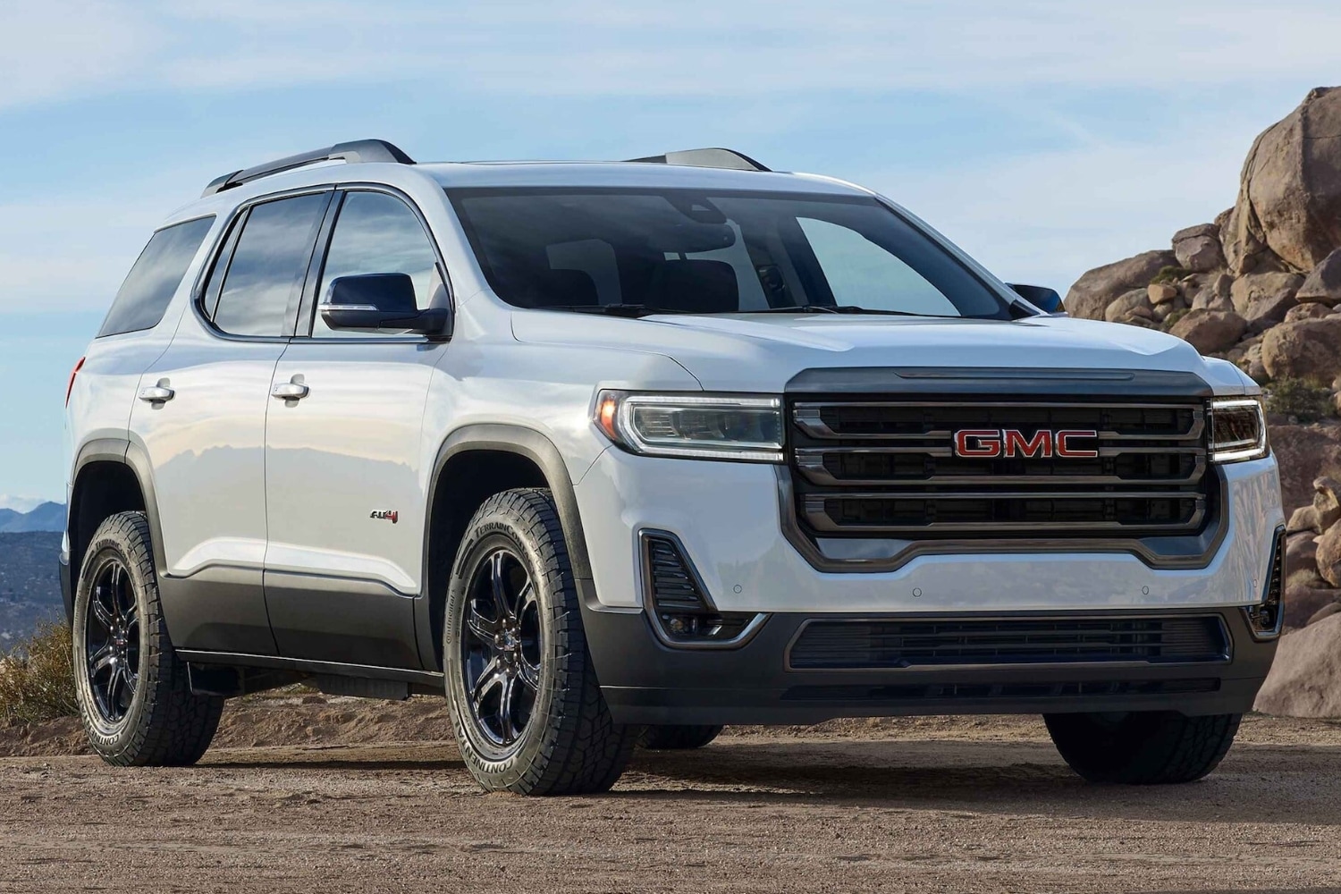 Exterior comparison of the 2023 GMC Acadia AT4 SUV