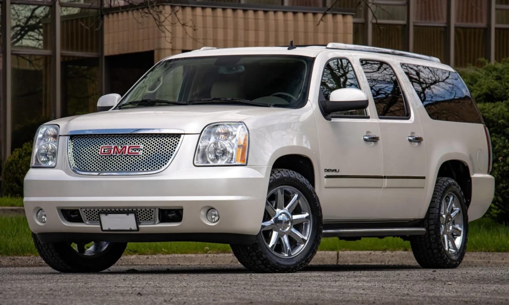 Used%202011%20GMC%20Yukon%20SUV%20-%20Octane%20GMC%20of%20Santa%20Fe.jpg