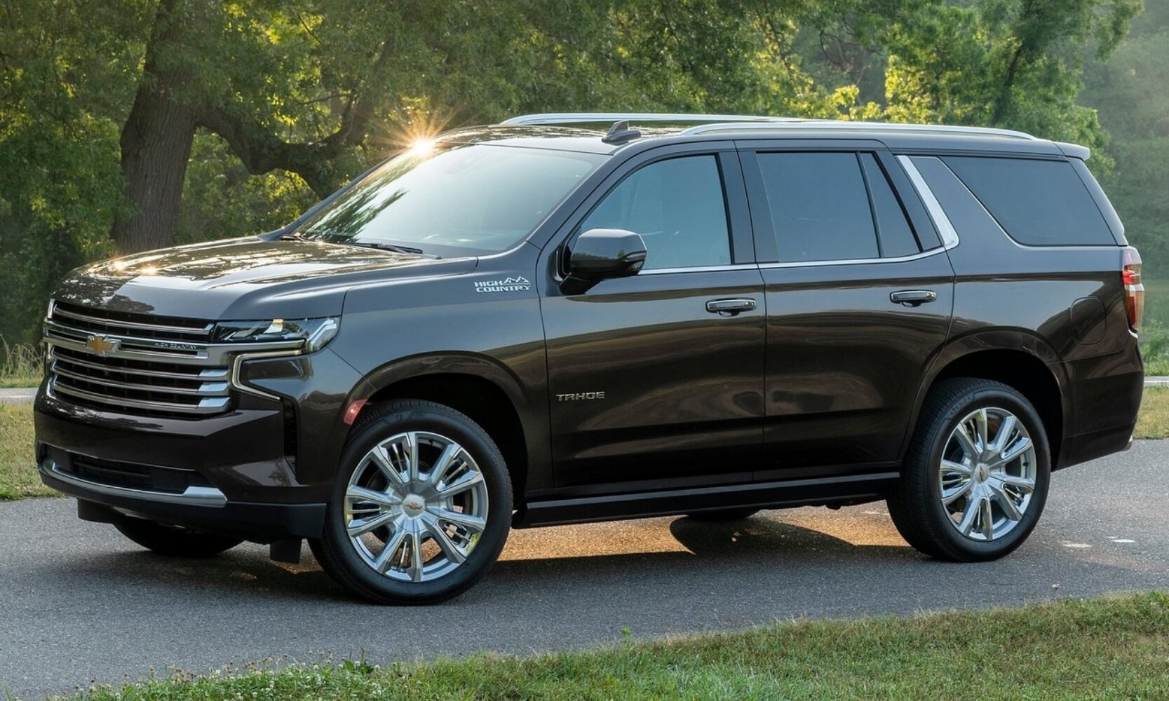 2022 Chevy Tahoe High Country Comparison - Octane Buick GMC of Santa Fe.jpg 2022 Chevy Tahoe High Country Comparison