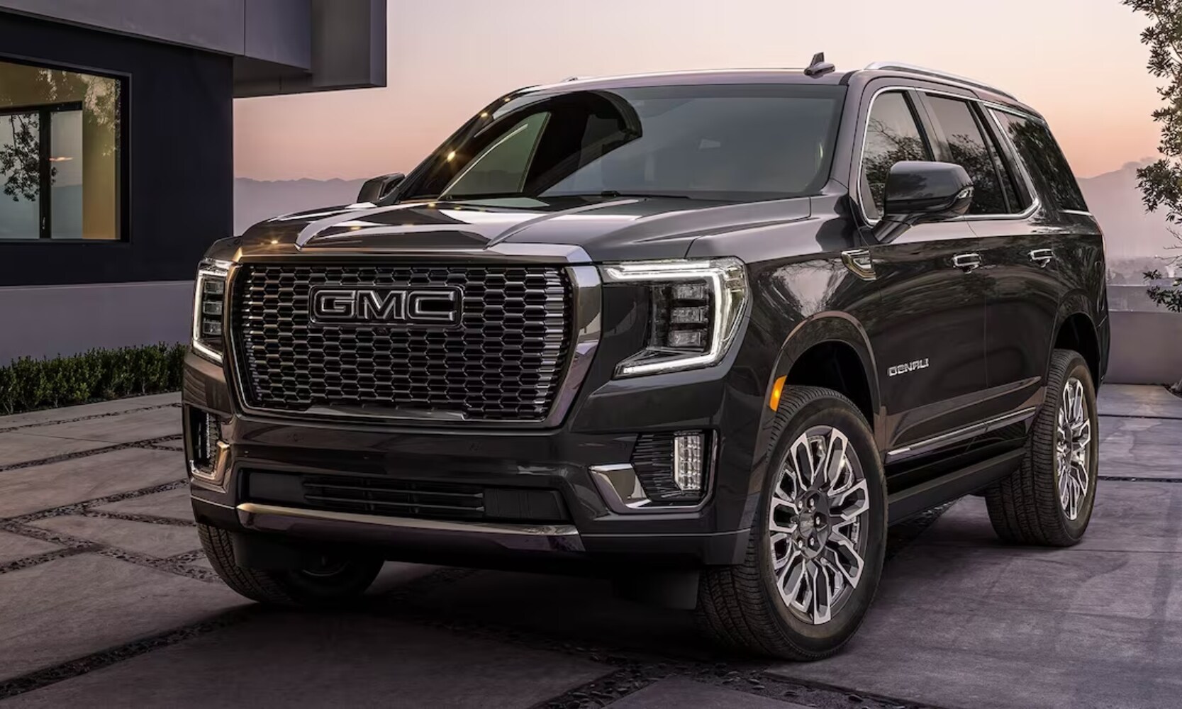 2023 GMC Yukon XL Large SUV Comparison - Octane GMC of Santa Fe.jpg