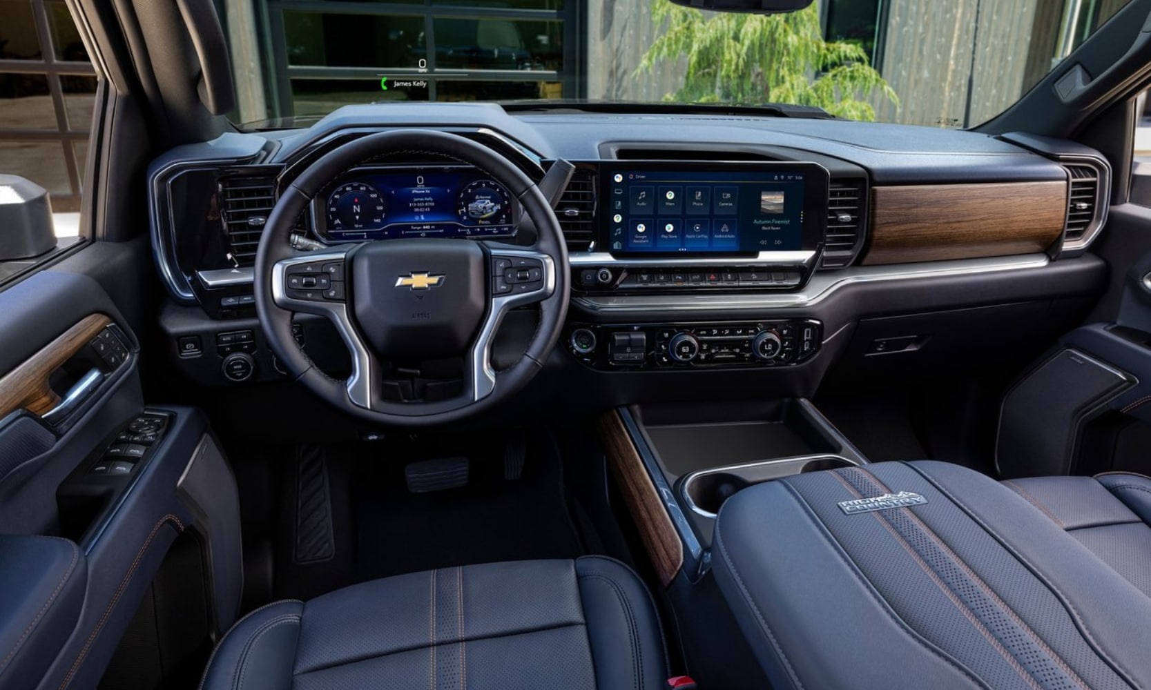 2024 GMC Sierra vs. 2024 Chevy Silverado 2500 HD Brotherly HeavyDuty