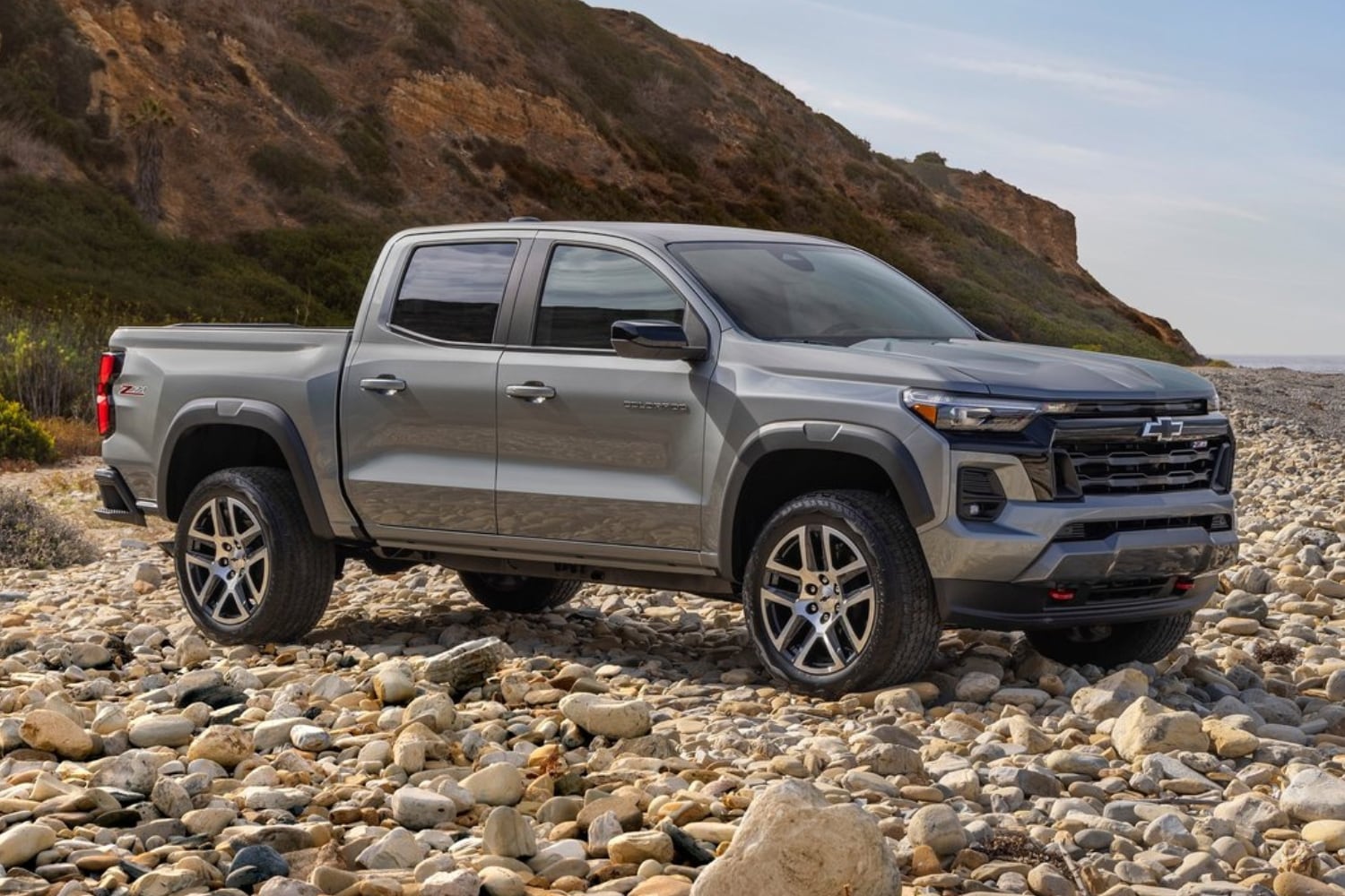 New 2023 Chevy Colorado Z71 in silver exterior color