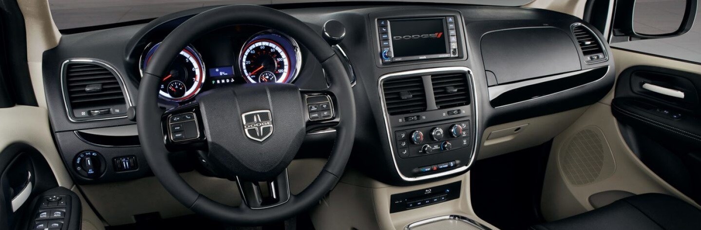 2018 Dodge Grand Caravan Dash.jpg