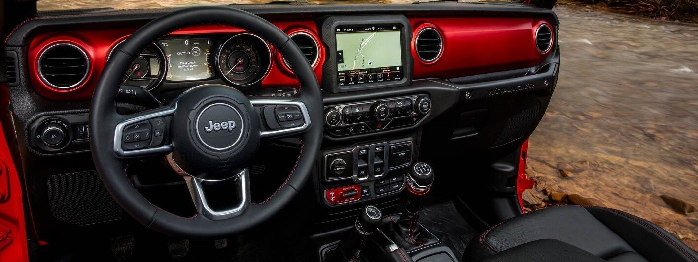 2018 Jeep Wrangler dash.jpg