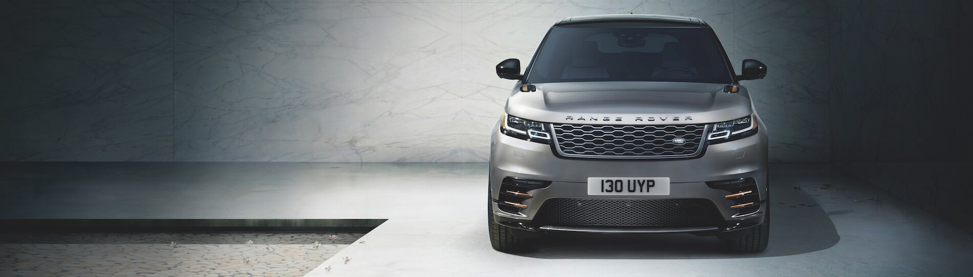 Range Rover Silver