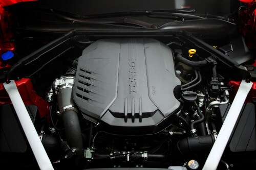 2018-Kia-Stinger-V-6-engine_o.jpg