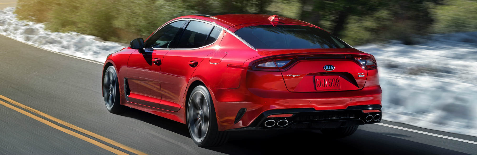 2018-Kia-Stinger-back-side-view_o.jpg