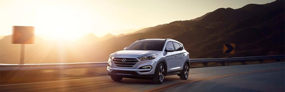 2016-Hyundai-Tucson-Limited-SUV-L01.jpg