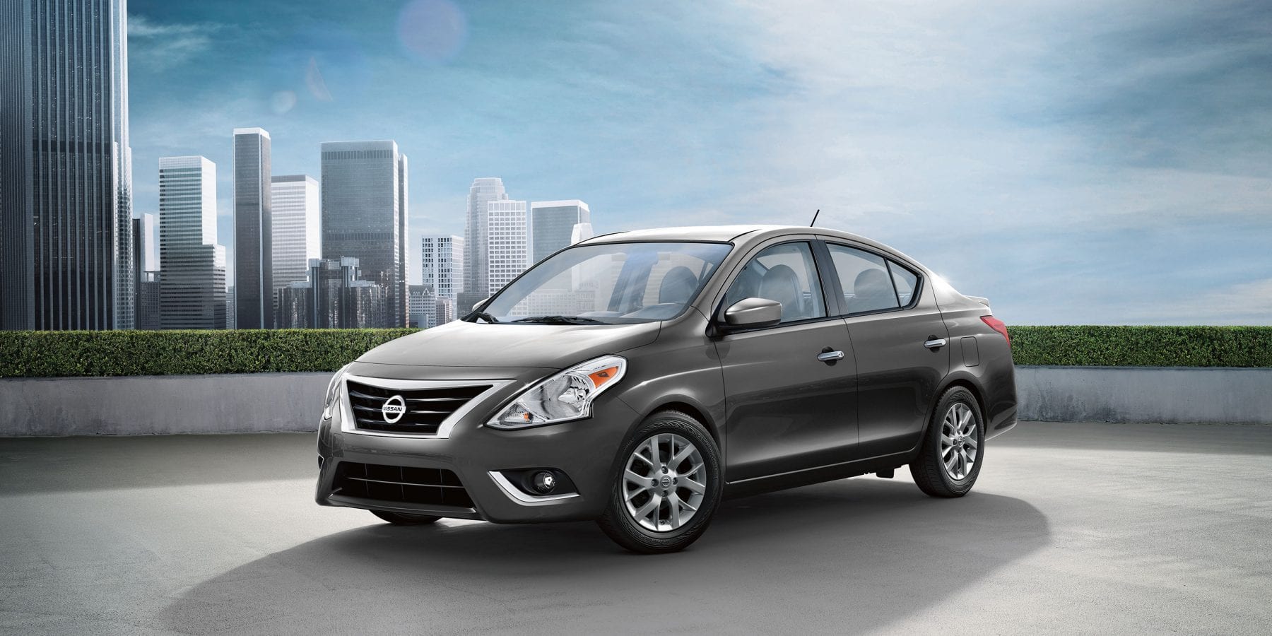 versa-sedan-exterior-19tdiuslhdpace206.jpg.ximg.l_12_h.smart.jpg