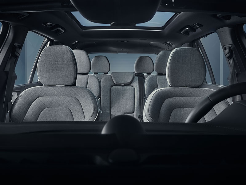xc90-interior.jpg