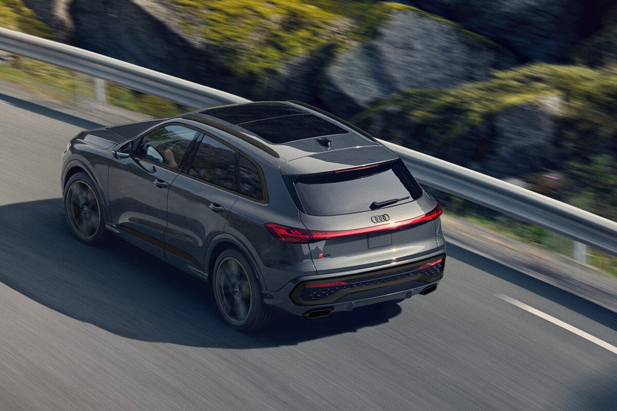Q5%20Rear.jpg