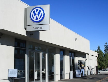 volkswagen-service-area-91364.jpg