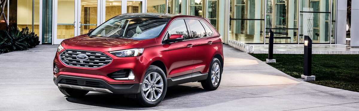 2019-Ford-Edge-Titanium-SUV-L01 (2).png