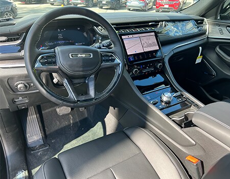 Grand Cherokee 2.png