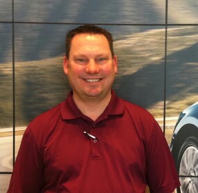 Staff member Larry Lambert from ID_36d08d