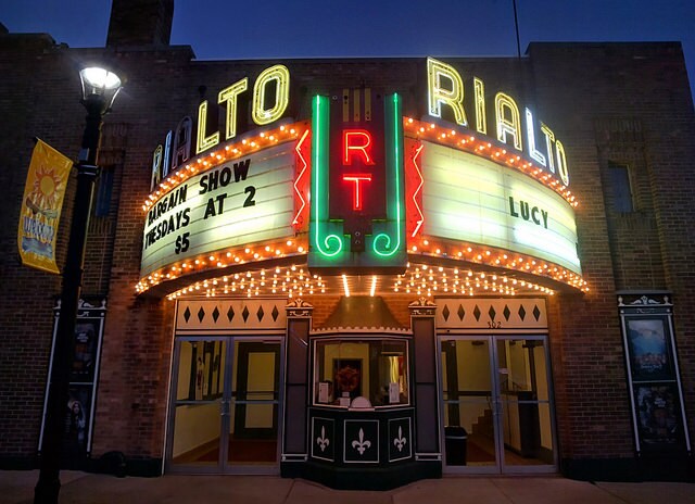 Rialto Theatre in Joliet, IL