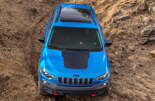 2023-jeep-cherokee-engine.png