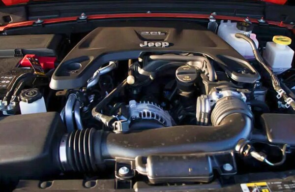 2023-jeep-gladiator-engine.png