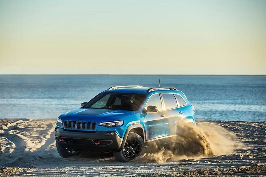 2023 Jeep Cherokee Overview.png