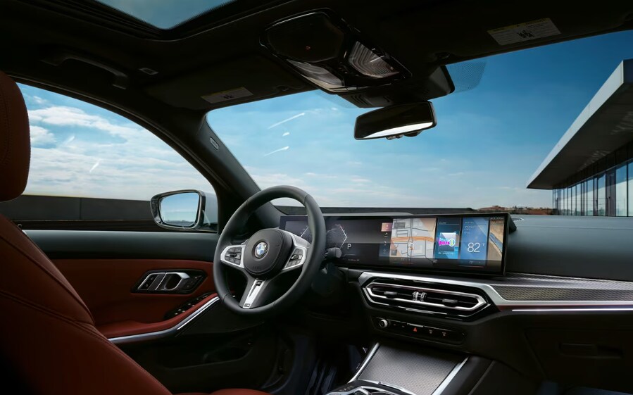 BMW 3 Series Interior.png