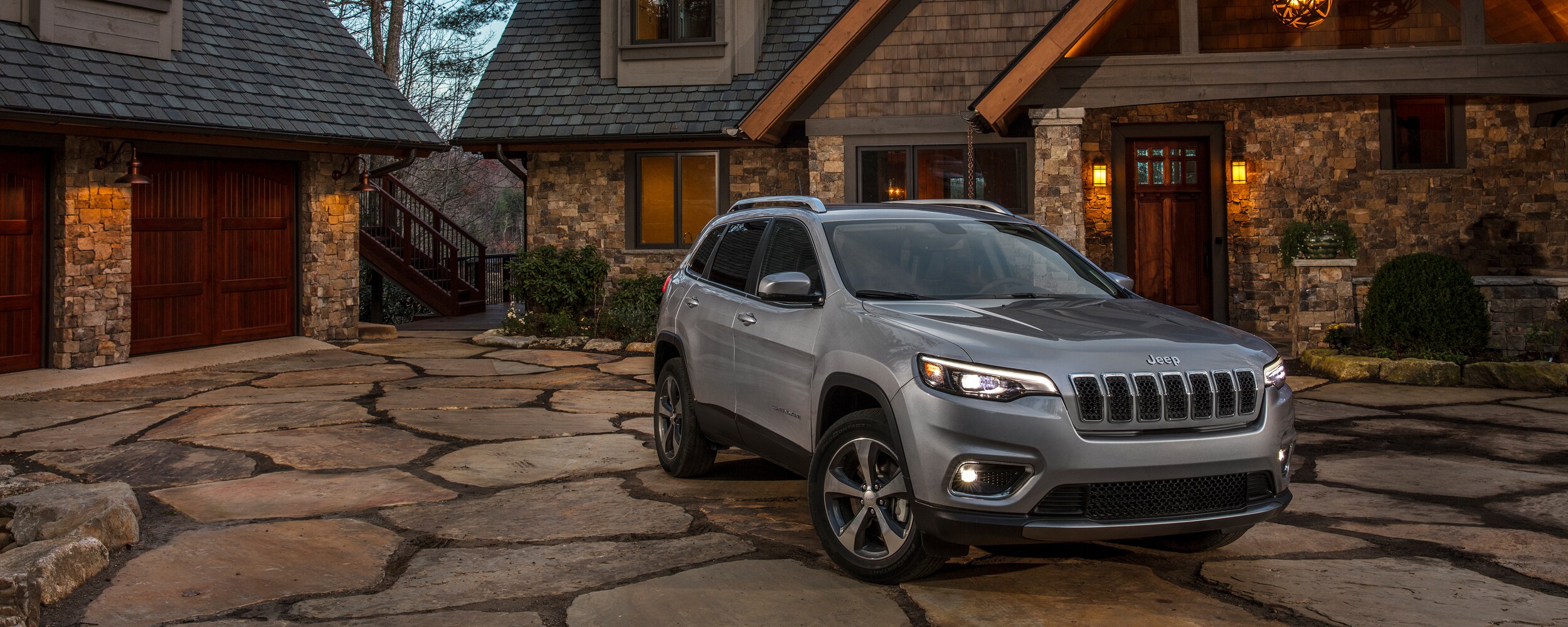 2021 Jeep Cherokee (3).jpeg