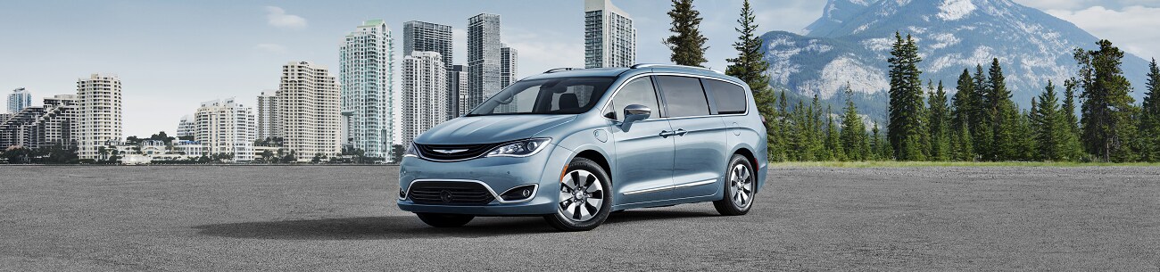 Chrysler Pacifica 2017.png