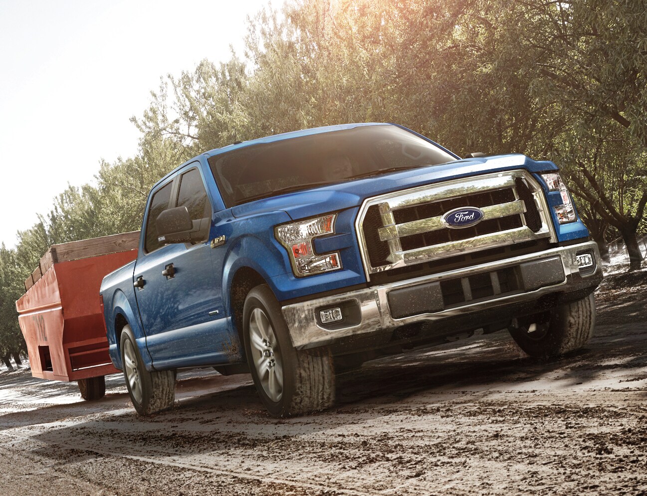 2017-Ford-F-150-XLT-SuperCrewCab-Truck-L02.jpg