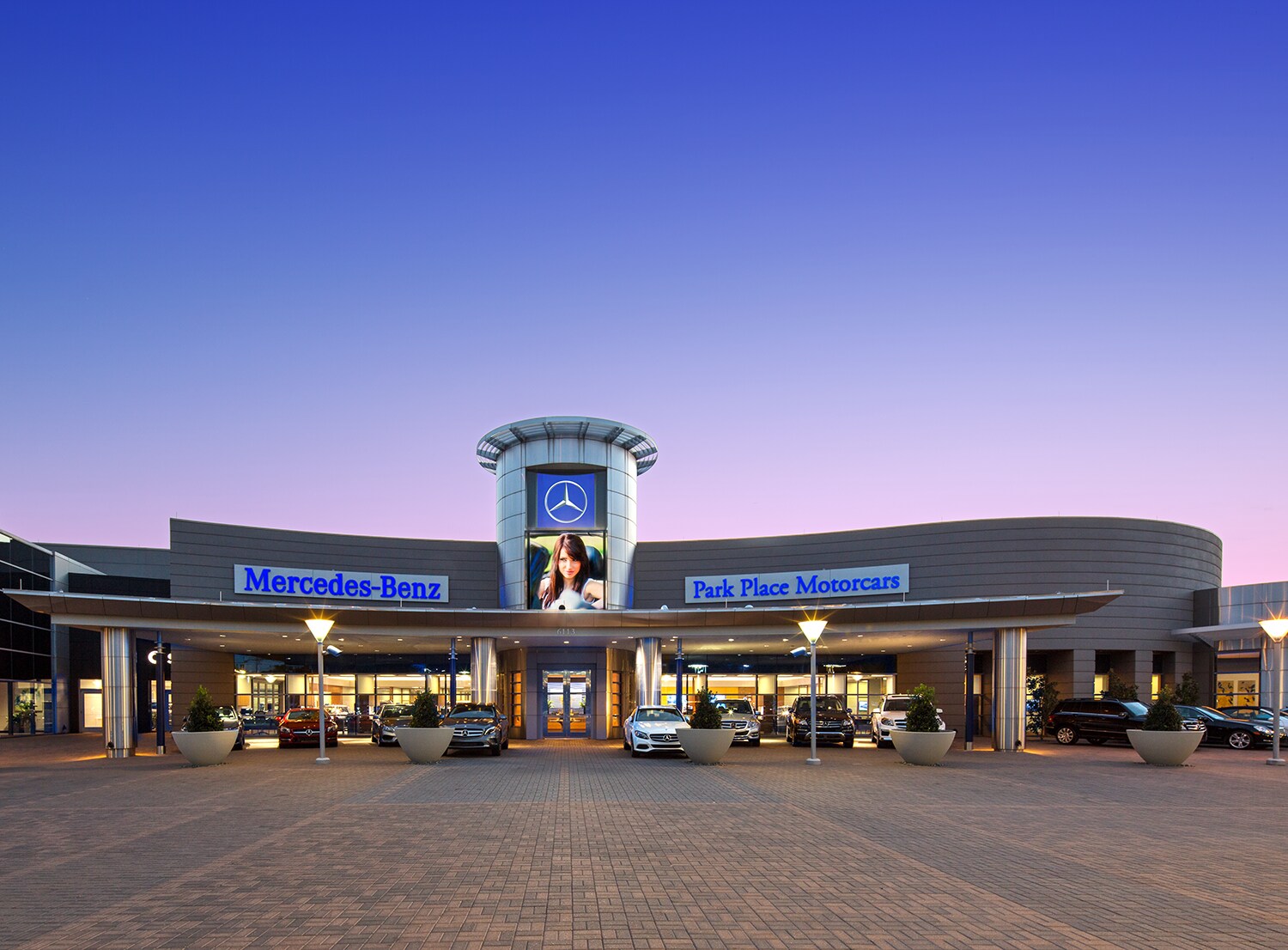 MCDal_Exterior01_2014.png