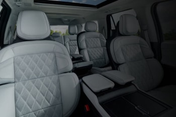 2025 Lincoln Navigator