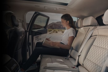 Spacious second row