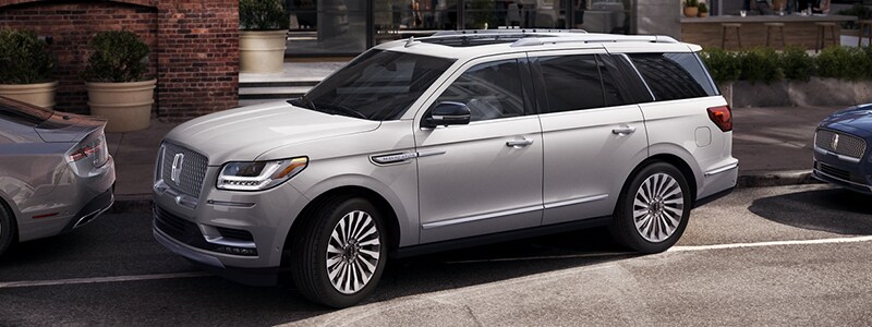 New 2020 Navigator Tampa Florida