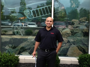 Staff member Yaz Abusaif from d2126ecd240a