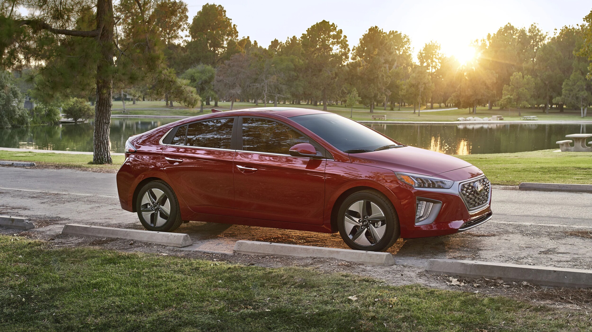 2022 Hyundai Ioniq 2022 Hyundai Ioniq