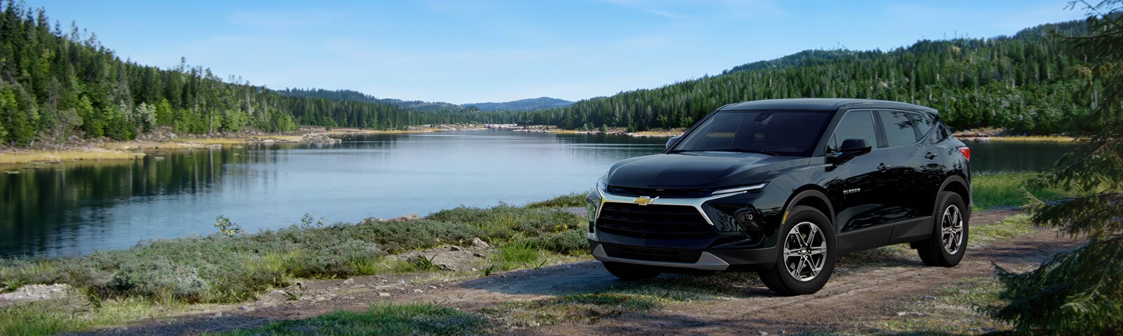 23CHBL35045_MY23_BLAZER%202LT_BLACK_CGI_RIVER%20LAKE%20FRONT.jpg