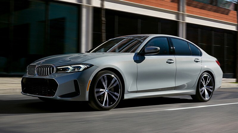 BMW-MY23-3Series-Overview-Performance-03-800x450.jpg