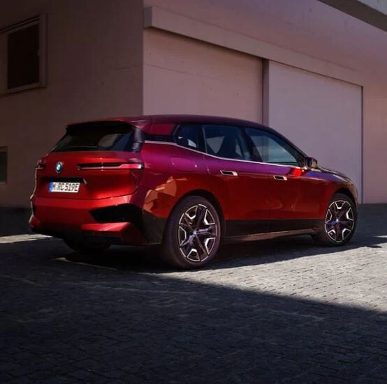 2022-bmw-ix-rear.JPG