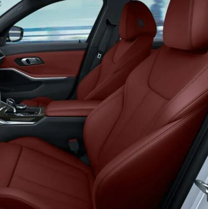 2022-bmw-3-series-red-upholstery.JPG