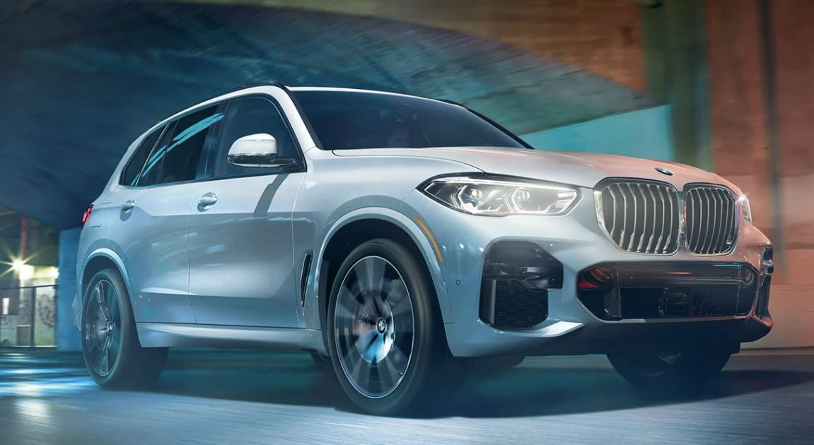 2022-bmw-x5-parked2.JPG