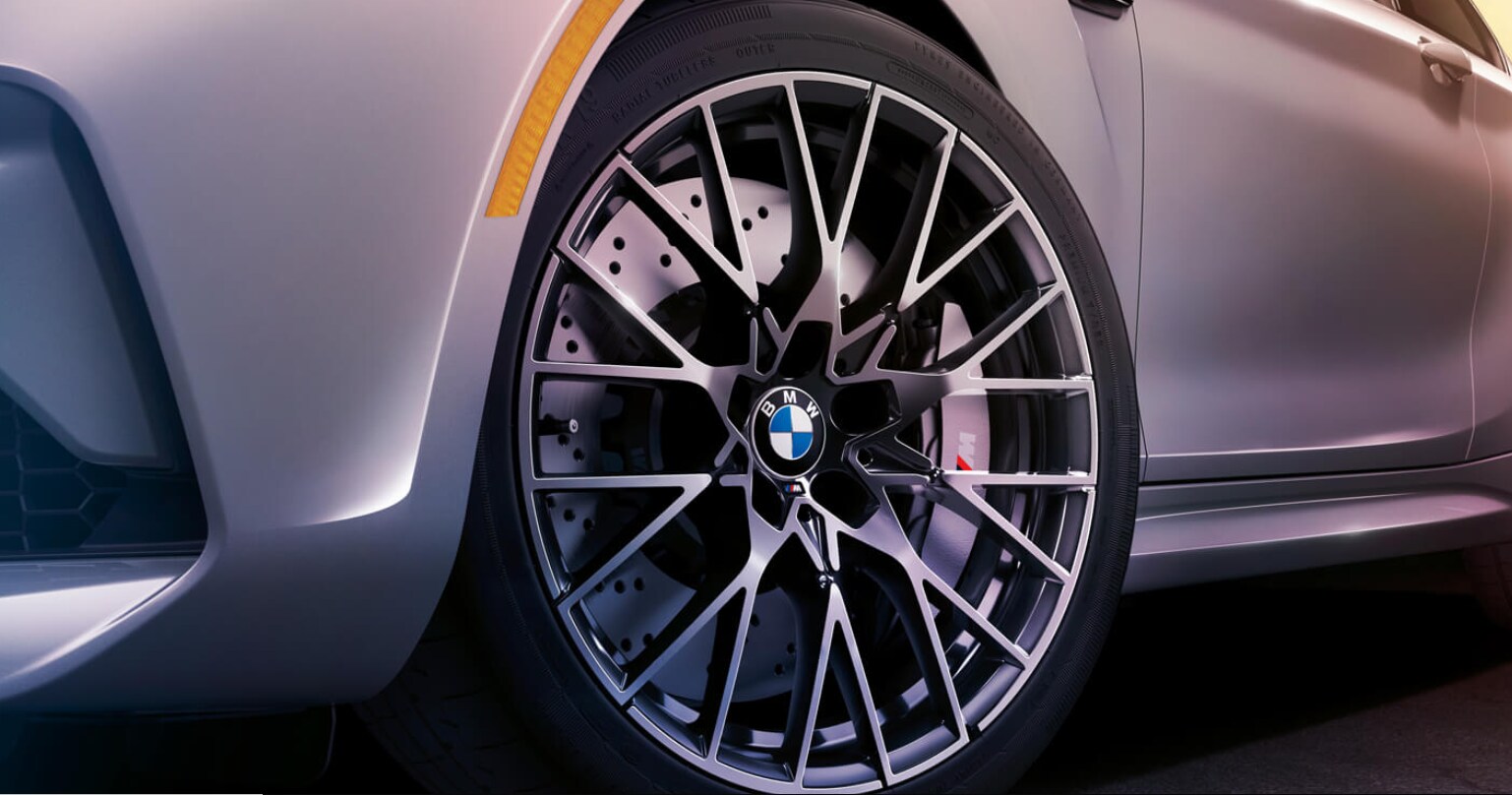 bmw-m2-competition-tires.PNG