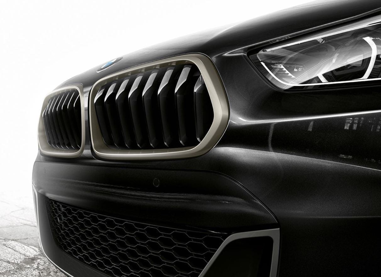 2022-bmw-x2-grille.JPG