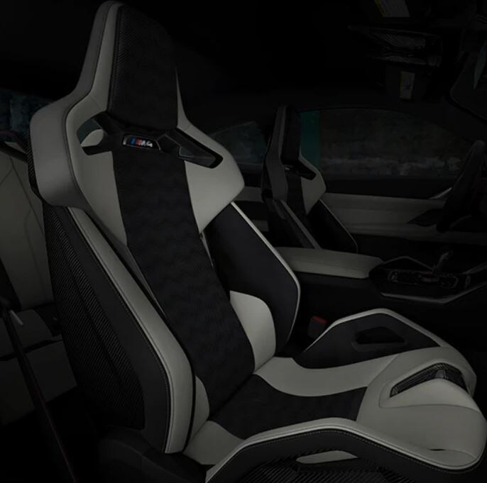 2022-bmw-m4-convertible-seats.JPG