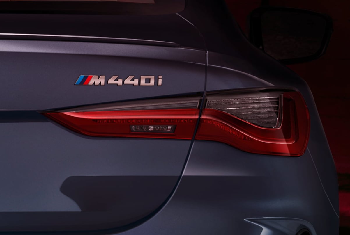 2021-bmw-4-series-coupe-m440i-taillight.PNG