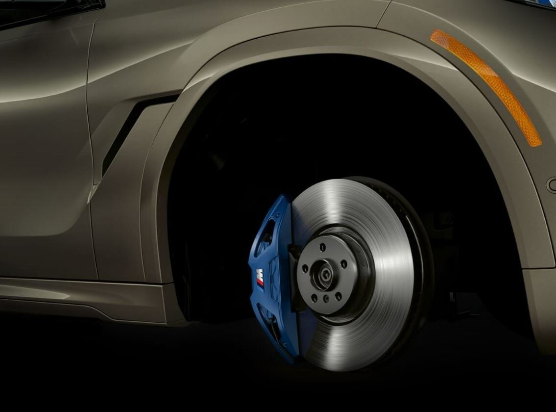 2022-bmw-x6-brakes.JPG