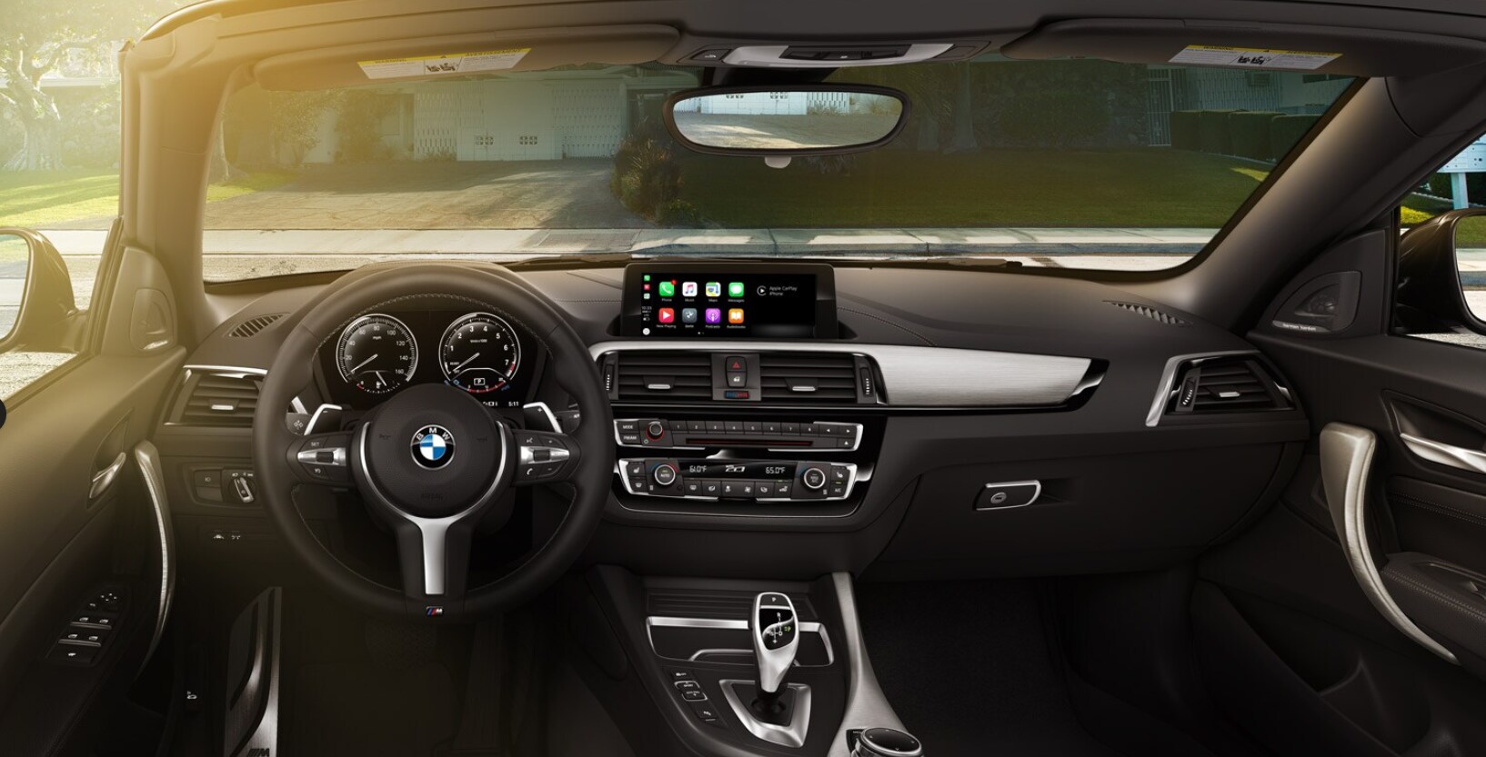 2-series-convertible-interior.PNG